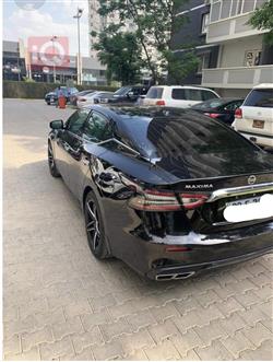 Nissan Maxima